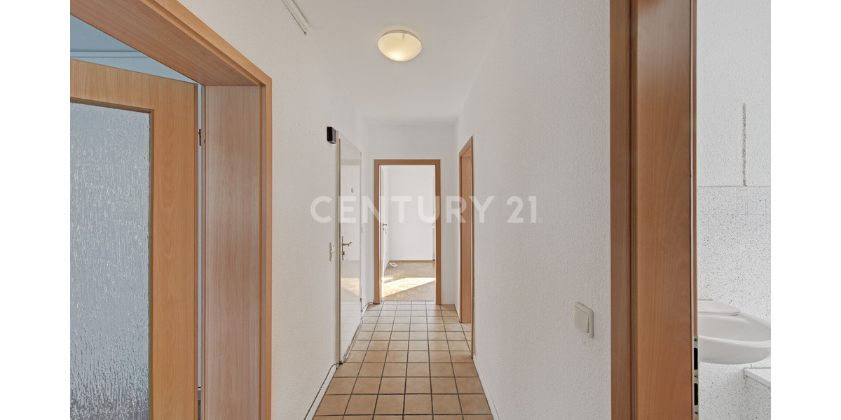 Wohnung links Flur